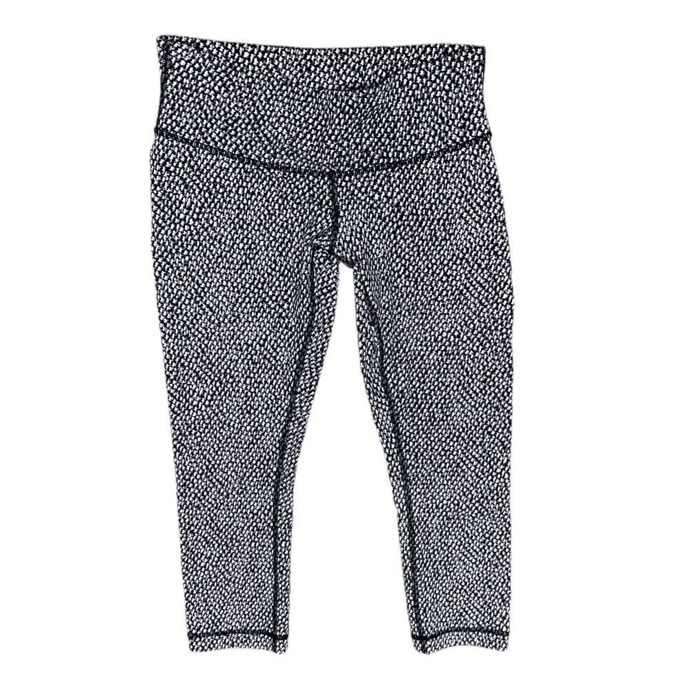 Lululemon Women’s Black & White Leggings, Size 6, Used